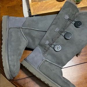 UGG boots- gently used